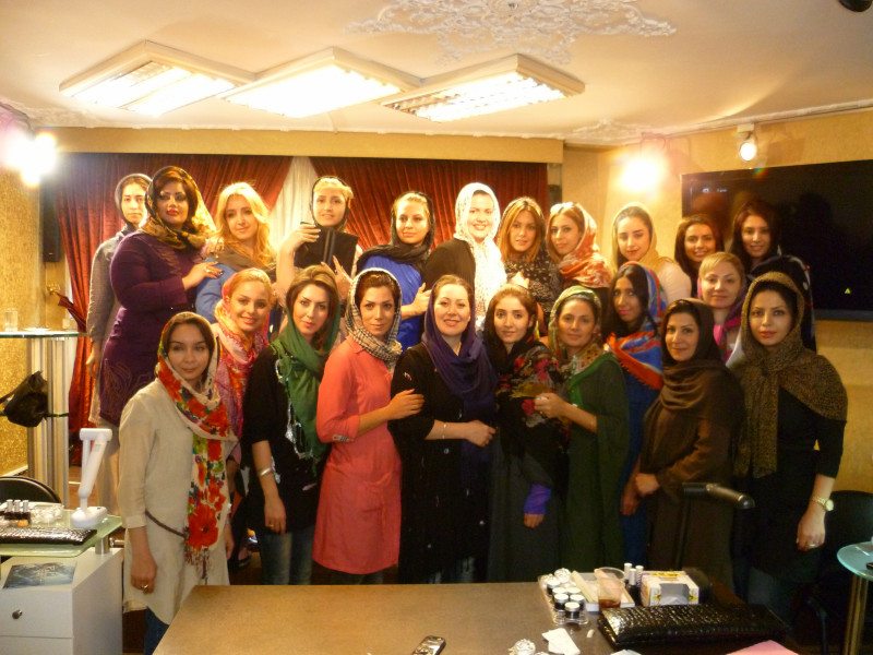 in Teheran ( Iran) war das Seminar auf den Materialien  "Reform" ® zum Thema "Modellierung und Design von Nagel"